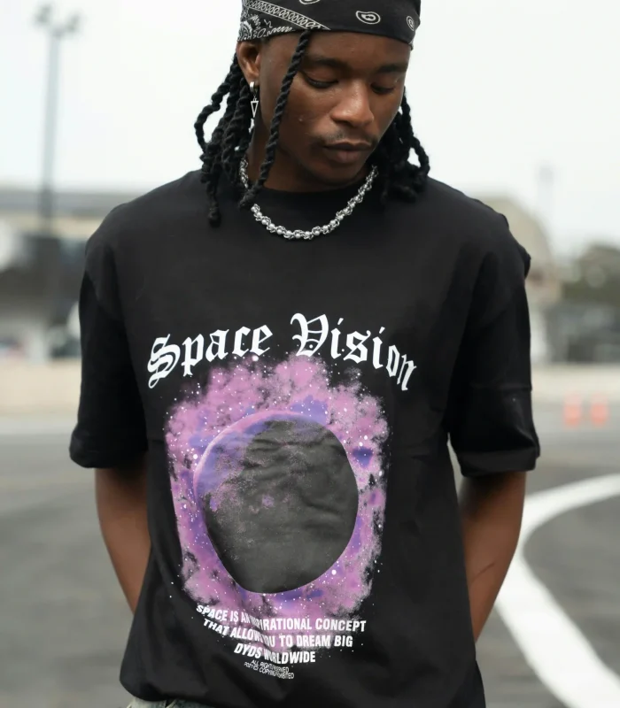 Graphic t-shirt