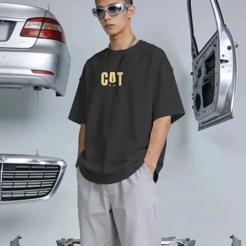 THE MEN'S HUB OVERSIZED T-SHIRT